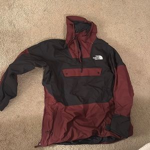 Men’s The North Face Snowboarder Soft Shell Jacket.